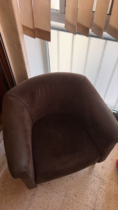 Poltrona Castanha