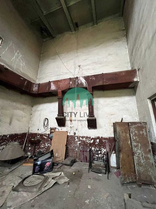 Продається приміщення 857 м2 в с. Комарів, 5 км до траси Н09! (25)