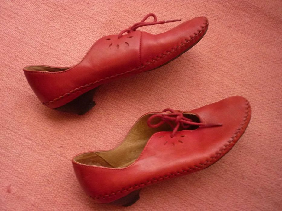 sapatos vermelhos Hush Puppies