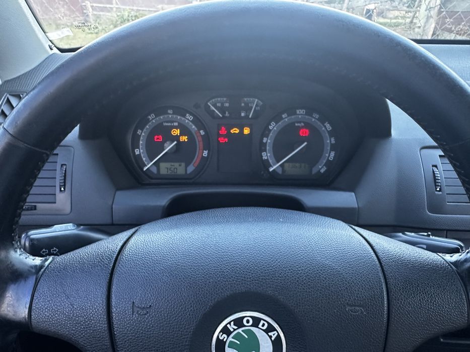 Škoda Fabia 2005 • 1.2 бензин • Механіка