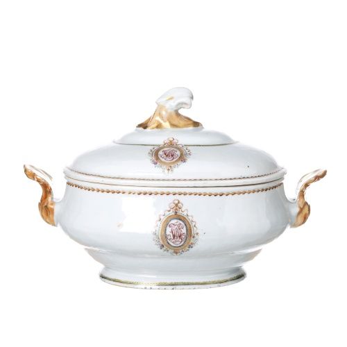 Porcelana oriental - Terrina - Companhia das Índias