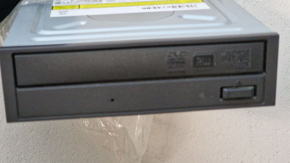 nagrywarka NEC model ND-4571A