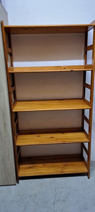 Estante em pinho mel