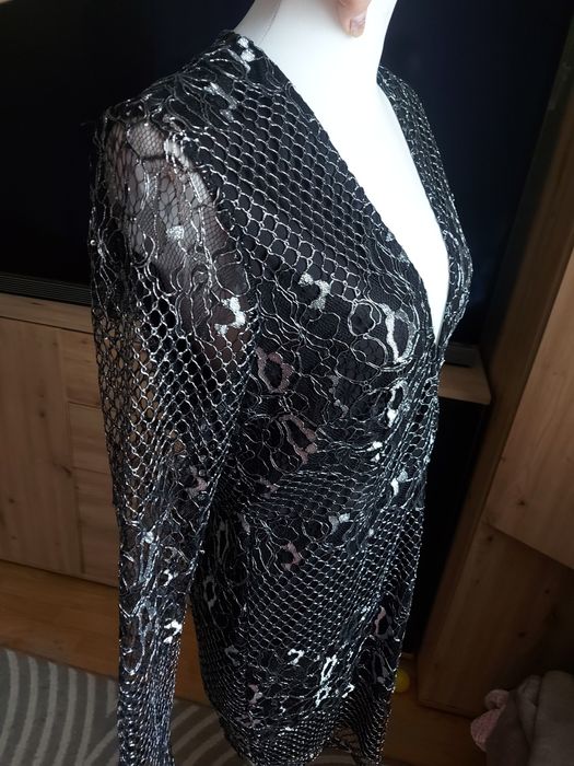 Sukienka koronkowa czarno srebrna wieczorowa sylwestrowa