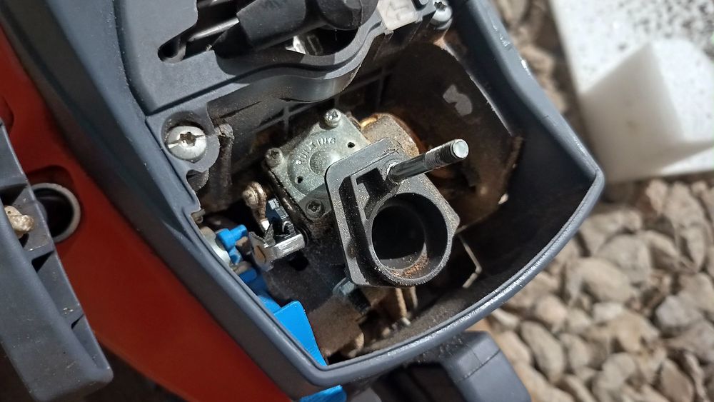 Пила ланцюгова бензинова. Oleo -  mac.