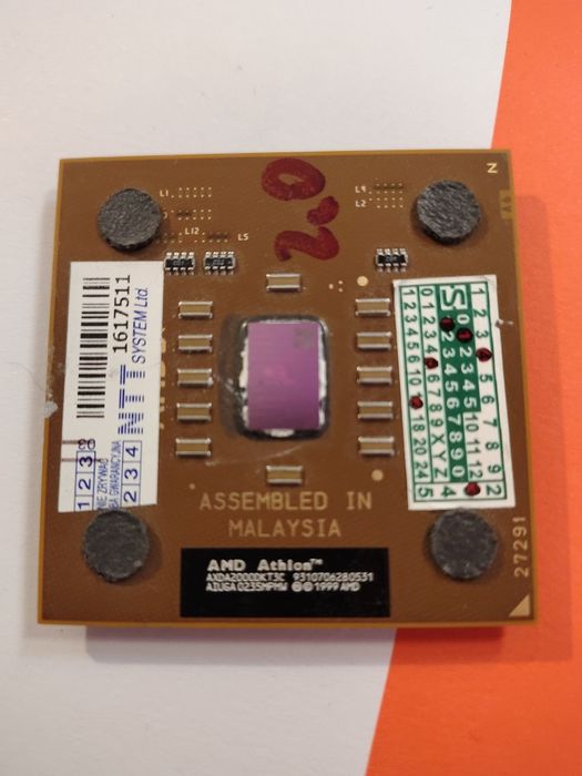 Procesor AMD Athlon XP 2000+ AXDA2000DKT3C