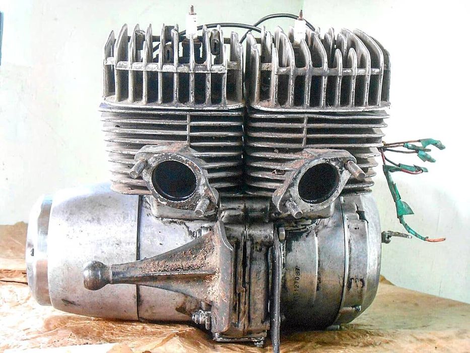 Двигун Иж Юпитер 5 поставив поїхав