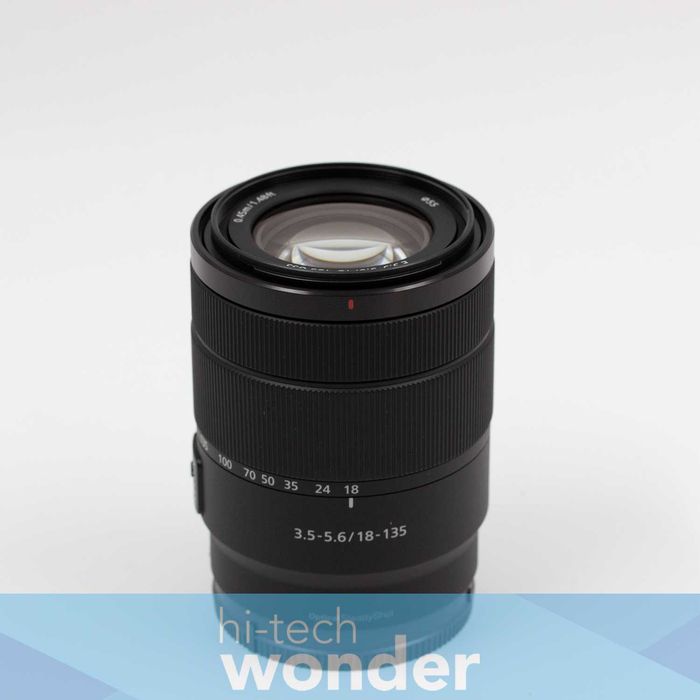 Sony E 18-135mm f/3.5-5.6 OSS