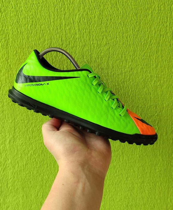 nike hypervenom - купити дитяче взуття - Ціна на OLX.ua