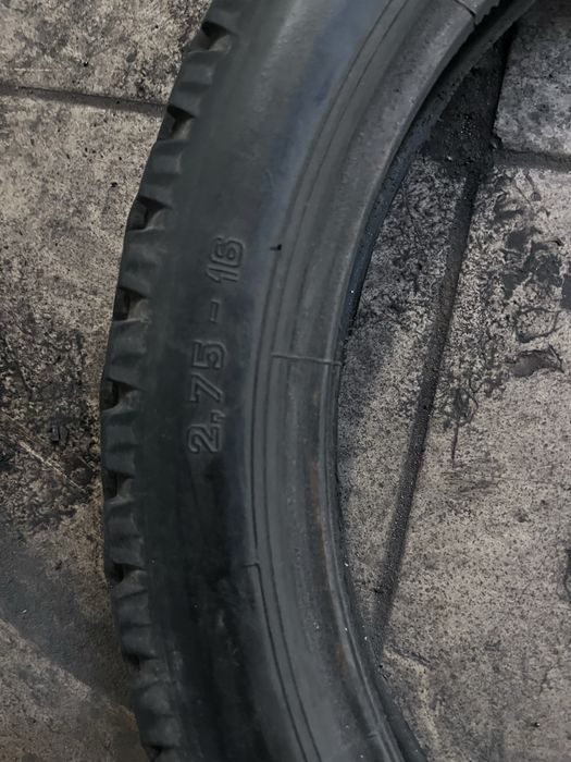 Opona Stomil Sfinks 2.75-16