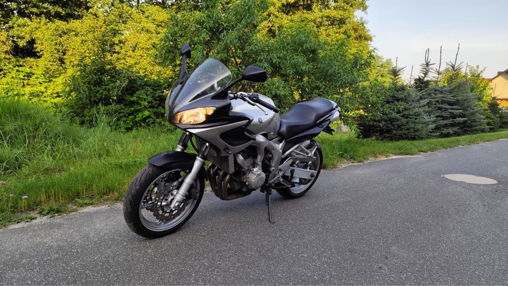 Yamaha FZ6 FAZER