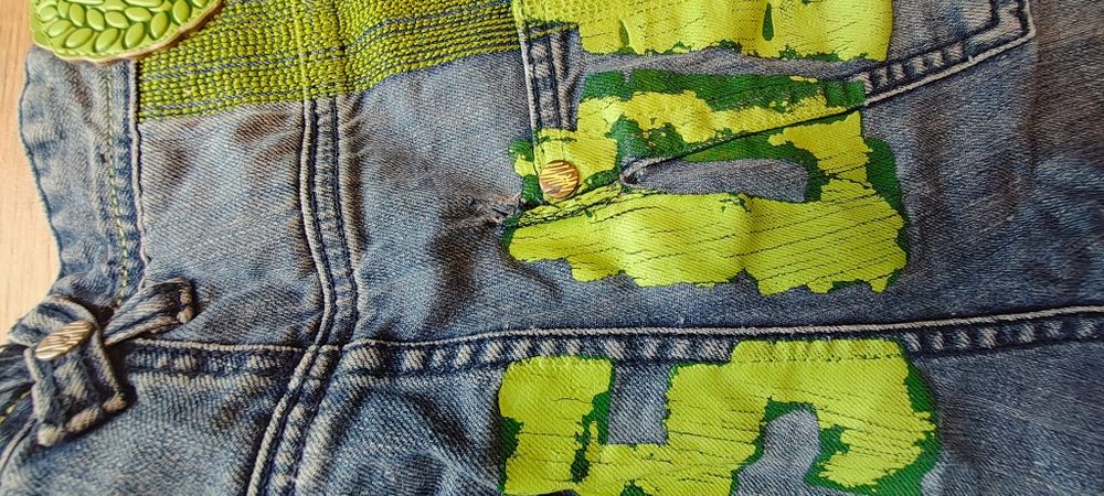 Spodnie krótkie Mass denim