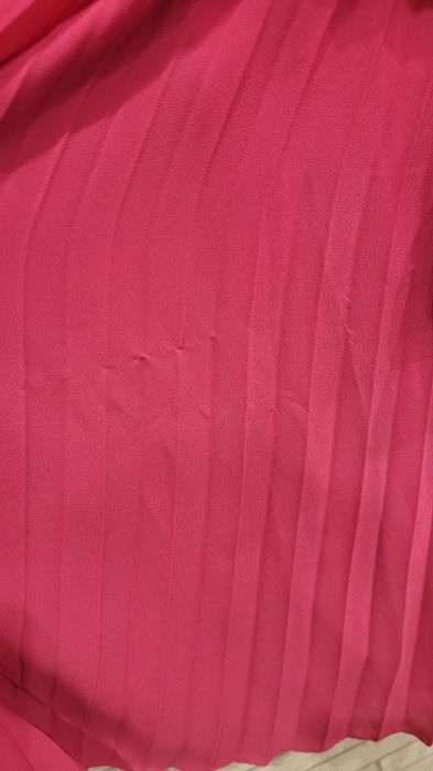 Piękną długą sukienka