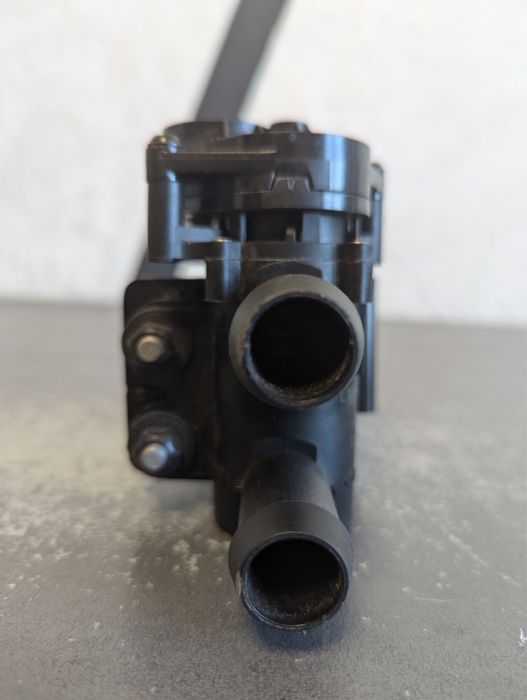 LX61-8C605-HPB - FORD KUGA MK3 III 2.5 Гібридний нагріваючий клапан