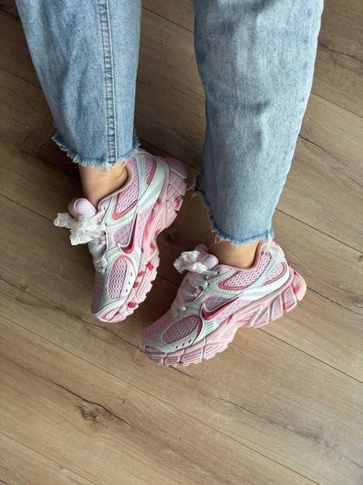 Жіночі Nike V5 RNR Custom Pink 39р 25.0см