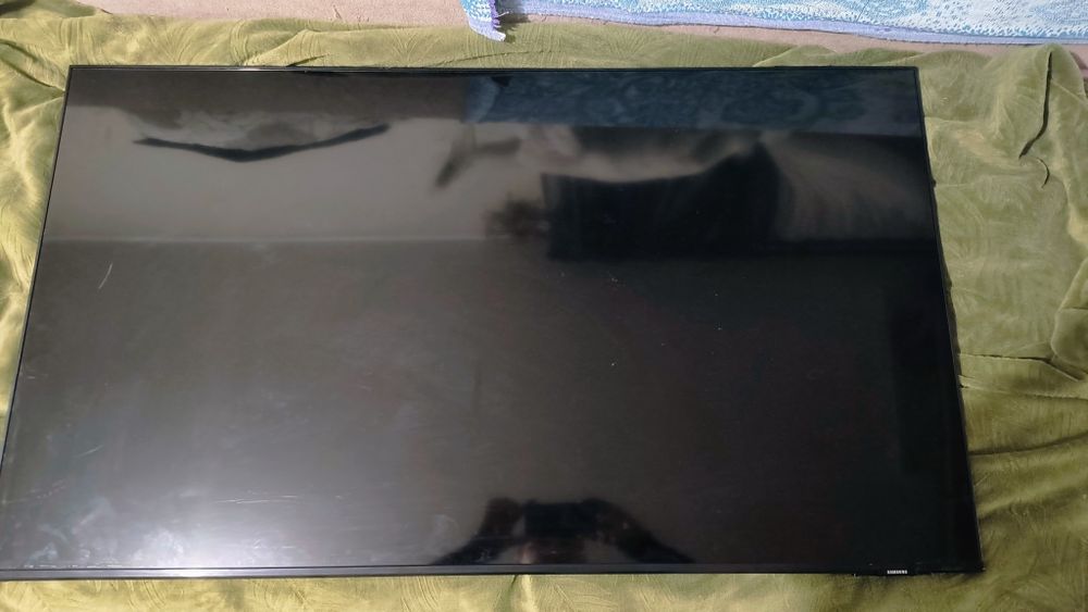 Телевизор SAMSUNG