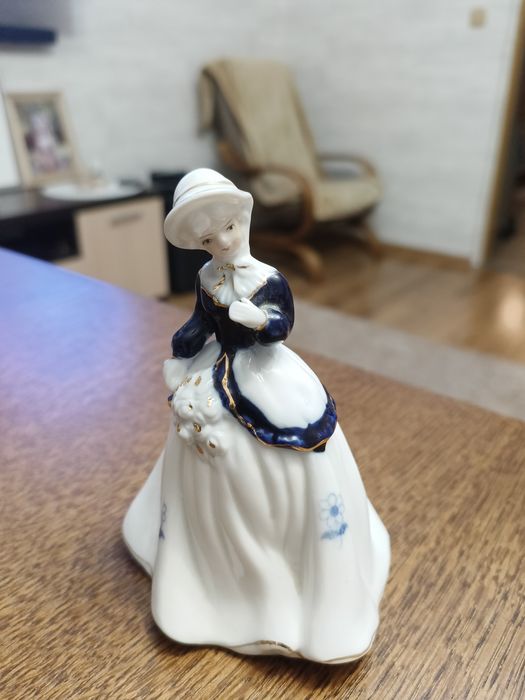 Figurka porcelanowa