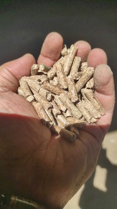 пелети пеллеты  паливні хвойні