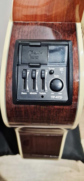 Gitara elektroaukstyczna Takamine GD51CE