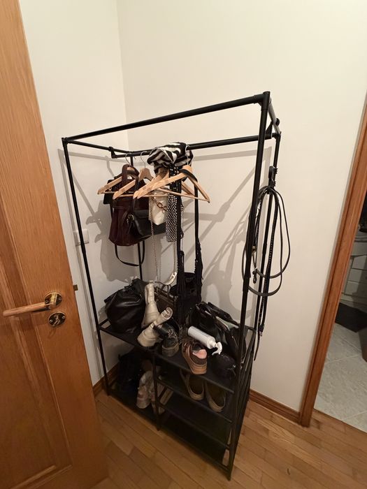 Vendo organizador roupa e sapatos, cintos etc