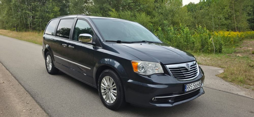 Lancia Voyager