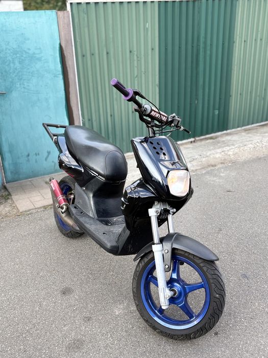 Продам Yamaha slider