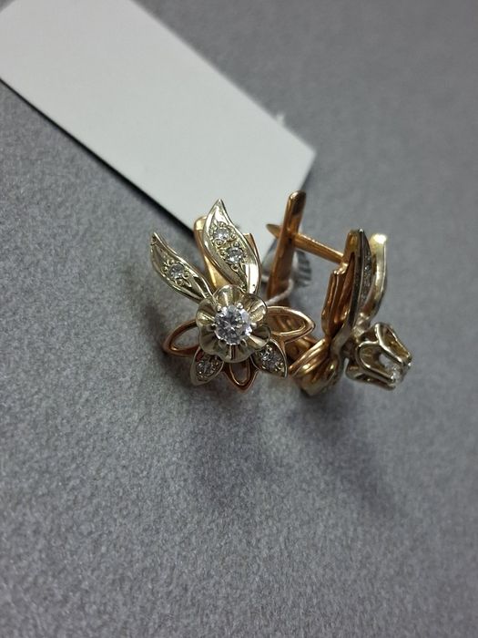 Золотые серьги 585 золоті сережки