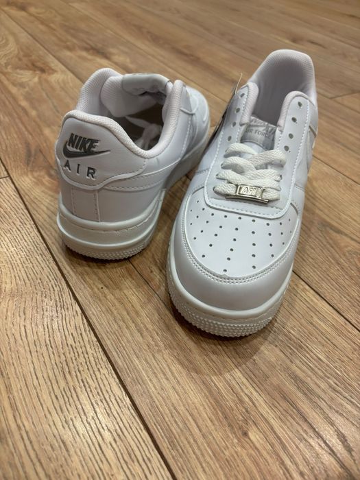 Sprzedam buty rozm 40