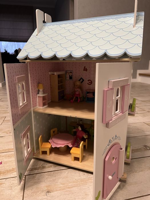 Будинок для ляльок