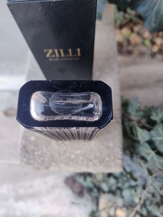 Чоловічий парфум із власної колекції: Burberry, Montblanc, Zilli