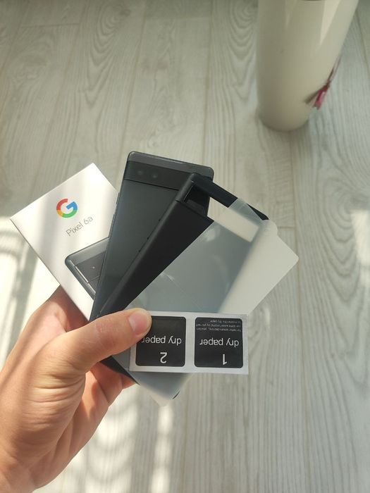Телефон google pixel 6a