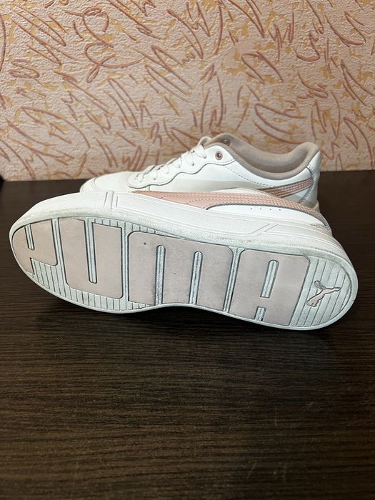 Продам жіночі кросівки Puma 38 розмір