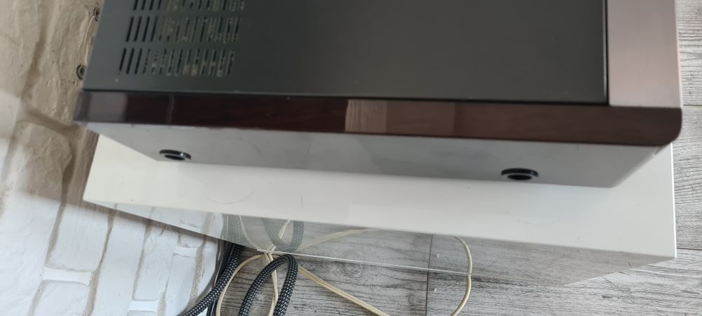 Magnetowid Sony EV S1000E, Video Hi8