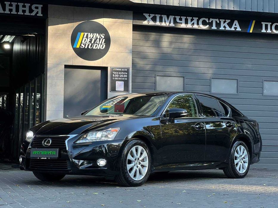 Lexus GS Офіціал 2013