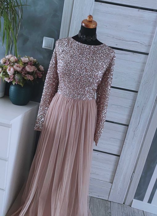 długa suknia wieczorowa z cekinami rozmiar xl 42 sylwestra studniówkę