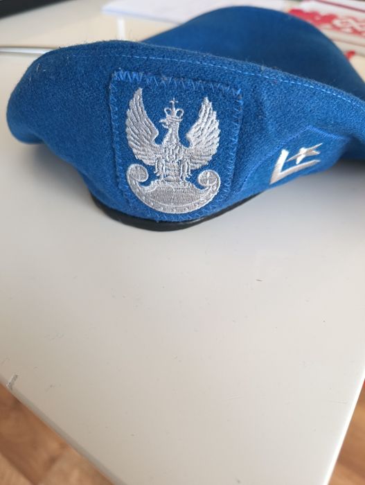 Beret niebieski 58 rozmiar młodszy chorąży