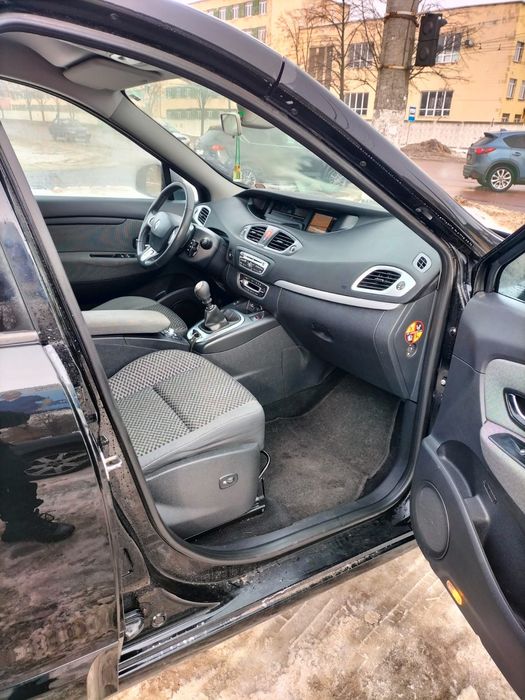 Renault grand scenic 3 1.6 dci 2011 року