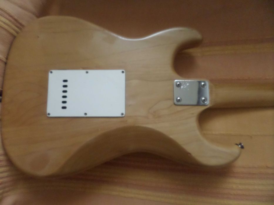 Guitarra Maison Stratocaster