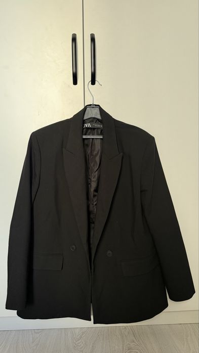 Жіночій жакет Zara