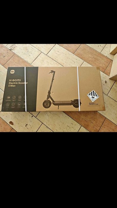 Hulajnoga Xiaomi electric scooter 5 max , NOWA z gwarancją nie otwierana