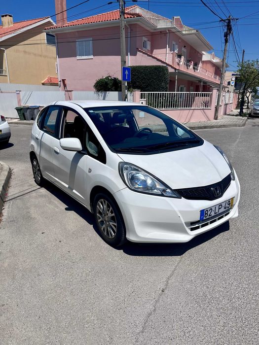Honda jazz 2011 - 133000 kms