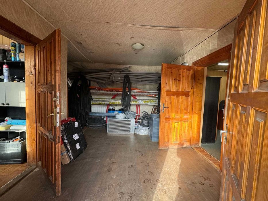 Продаж комерційного комплексу приміщень + земля 60 сотих, м. Дрогобич!