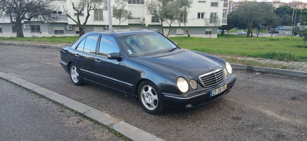Mercedes E220 CDI 143CV em bom estado
