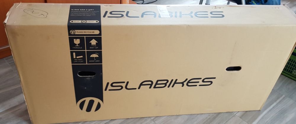 Rower Islabikes Beinn 24" 9 kg lepszy od Woom Specialized Cube