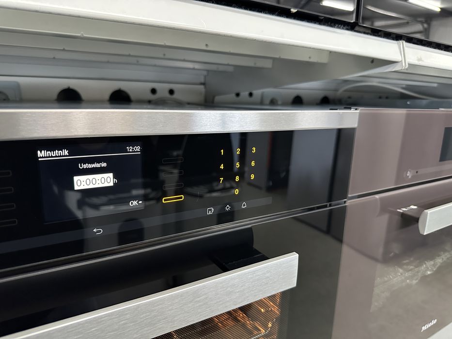 Духовка пароварка Miele DGC 6600 комбіпароварка міле