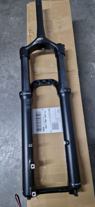 Suspensão de vtt Rockshok 29-150mm