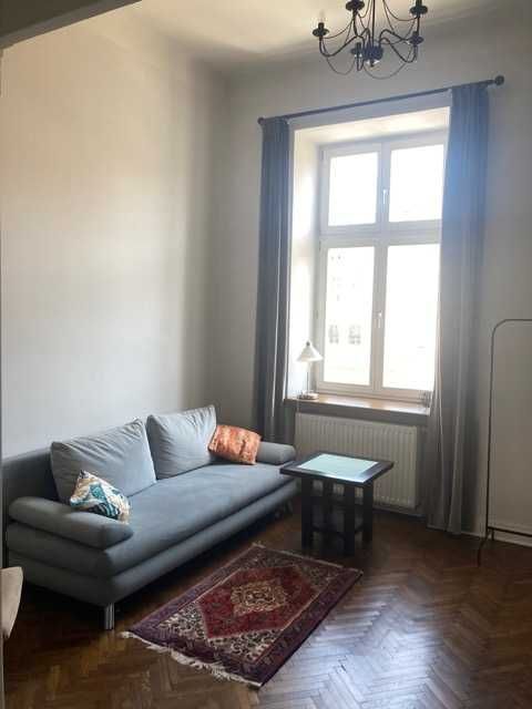 Studio z antresolą na Starym Podgórzu - świetna lokalizacja !