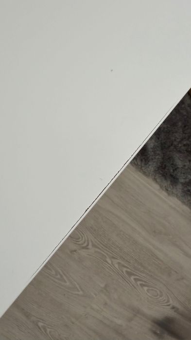 Secretária branca IKEA
