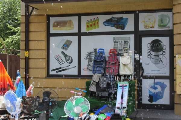 Zbiornik kanister pojemnik bańka na wodę z kranem 10L