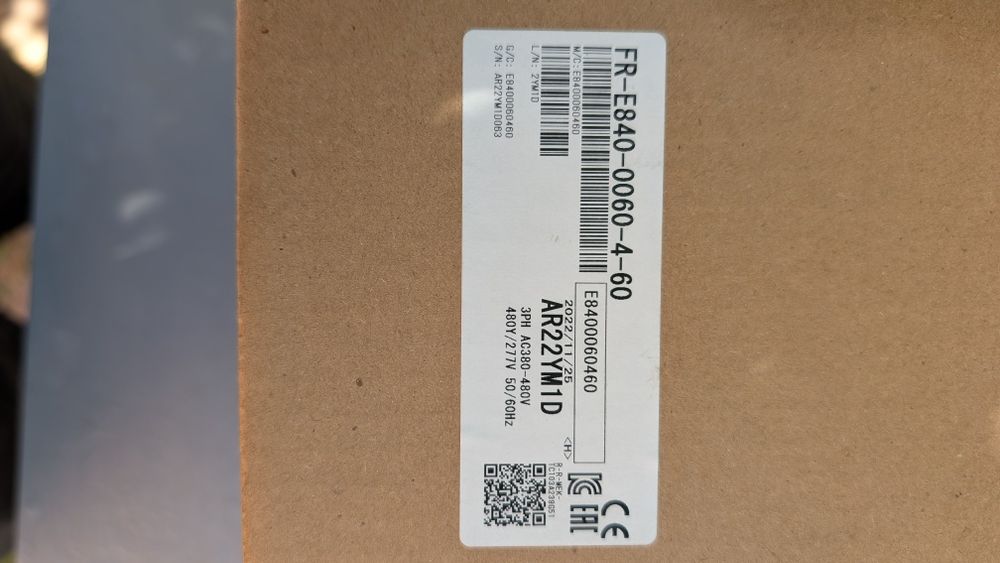 Преобразователь частоты Mitsubishi Electric FR-E840-0040-4-60 2.2kW